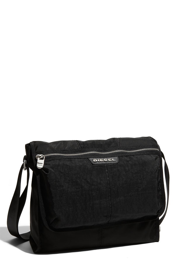 Diesel Beat the Time Messenger Bag Diesel Beat the Time Messenger Bag