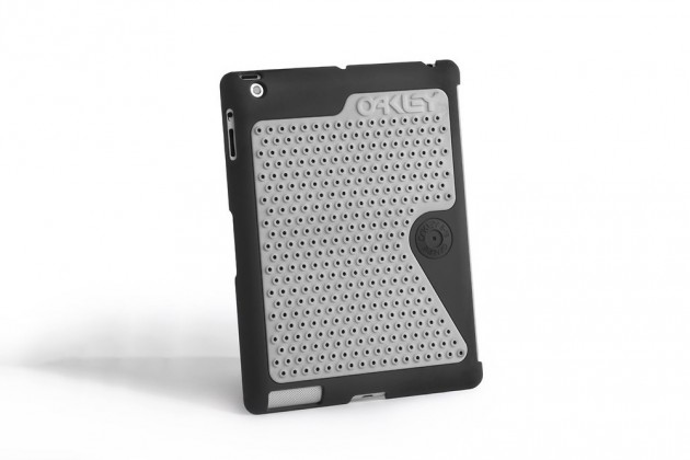 oakley b1b case for iphone 5 and ipad 04 630x420 Oakley B1B Case for Apple iPhone and iPad