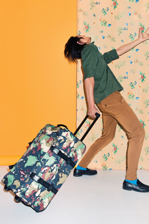 eastpak 2014 springsummer lookbook 12 Eastpak Spring/Summer 2014 Accessory Lookbook