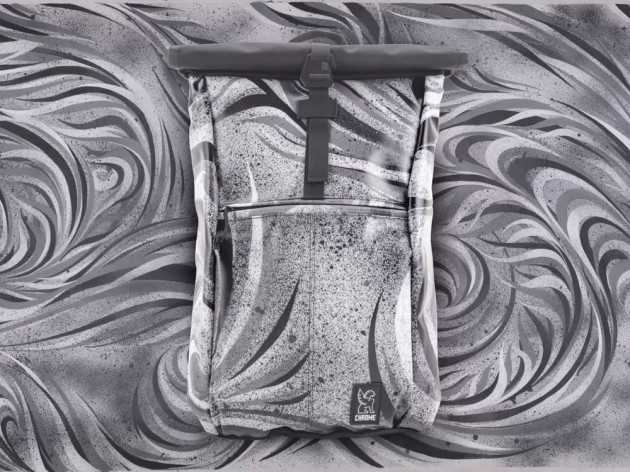 chrome noa rolltop 2014 01 630x472 Video: Chrome Bags Yalta LTD Artist Series by Noa 