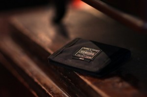 MUG & Porter Coin Case