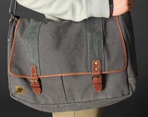Stapleford East West Messenger Bag