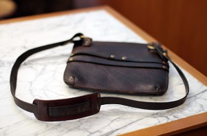 Dukes iPad & Laptop Shoulder Bag