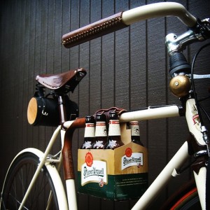 Walnut Studio: 6-Pack Holder Bike Frame Cinch