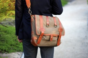 Will Leather Goods Hopper Messenger Bag