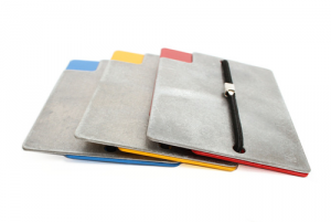 Wintercheck Factory’s William Wallet in New Colorways