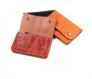 Roberu Half-Fold Leather Snap Wallet