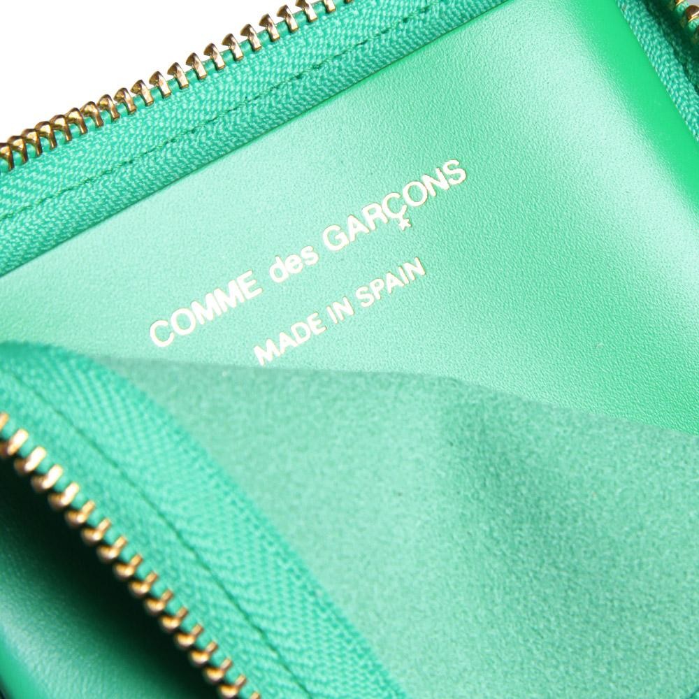 14-03-2013_cdg_sa3100classicwallet_green2